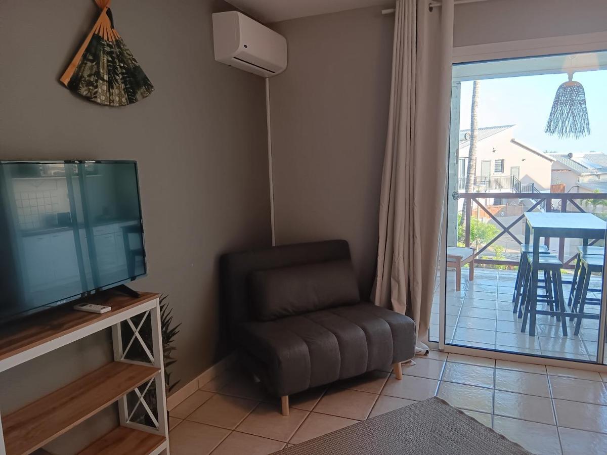 Le Tamarin Bleu - Studio A 300 M De La Plage La Saline Le Bains Kültér fotó